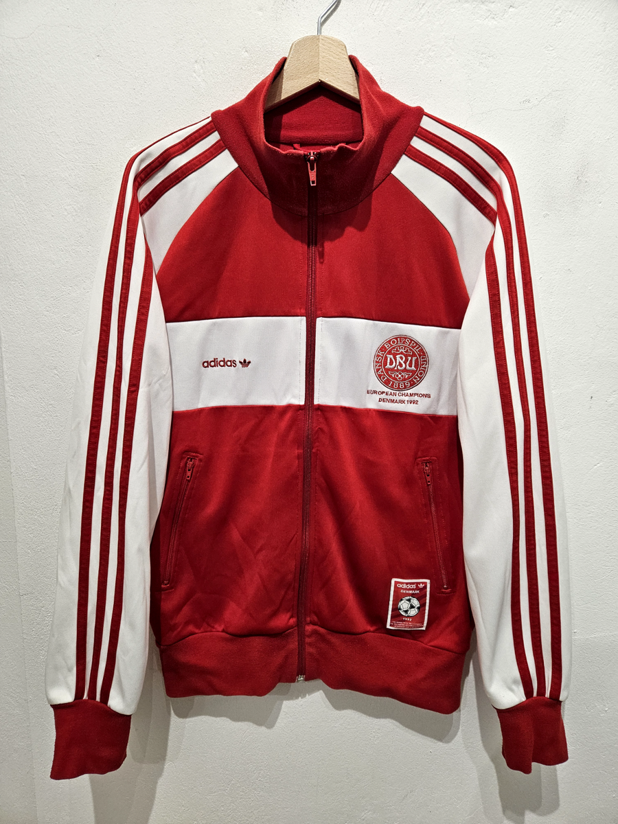 Denmark national team 赤 ジャケット DBUロゴ　Lサイズ Denmark national team 赤 ジャケット DBUロゴ Lサイズ Denmark