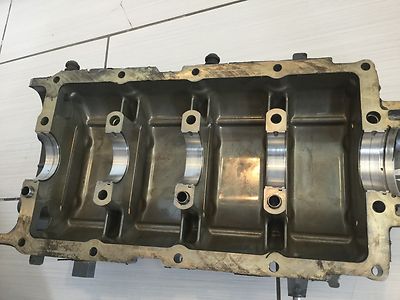 2006 SUZUKI 115HP CYLINDER BLOCK ONE SIDE 11300-90J11 90HP