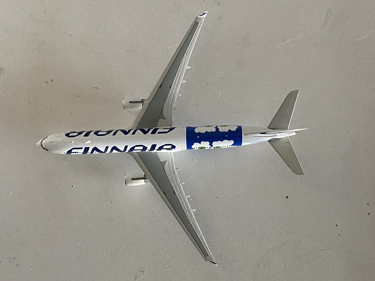 【美品】FINNAIR A330-300 Marimekko 1/400 Phoenix Models Finnair Airbus A330-300 1:400 OH-LTO