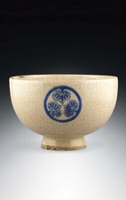 Antikes japanisches Edo Steinzeug Chawan Aoi Mon Tokugawa Shogunat Emaille Wappen 