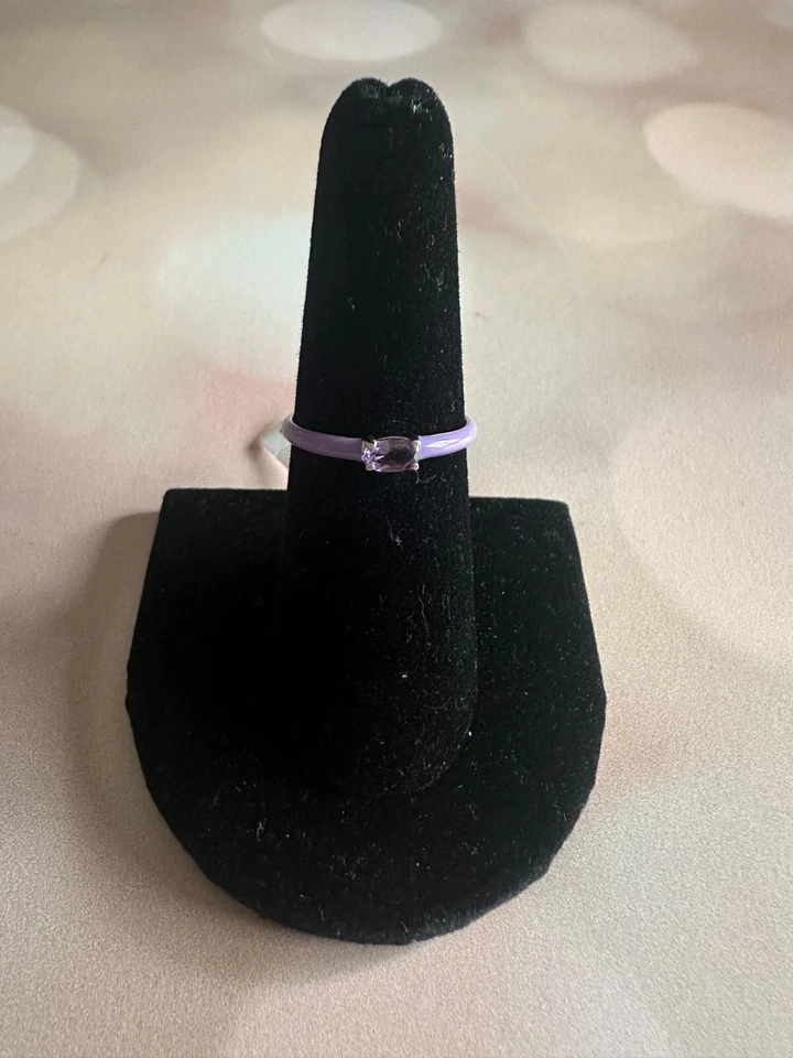 Colección BN EFFY Amatista: 1/6 ct. t.w. y anillo solitario esmalte talla EE. UU. 7 Foto 3 de 4