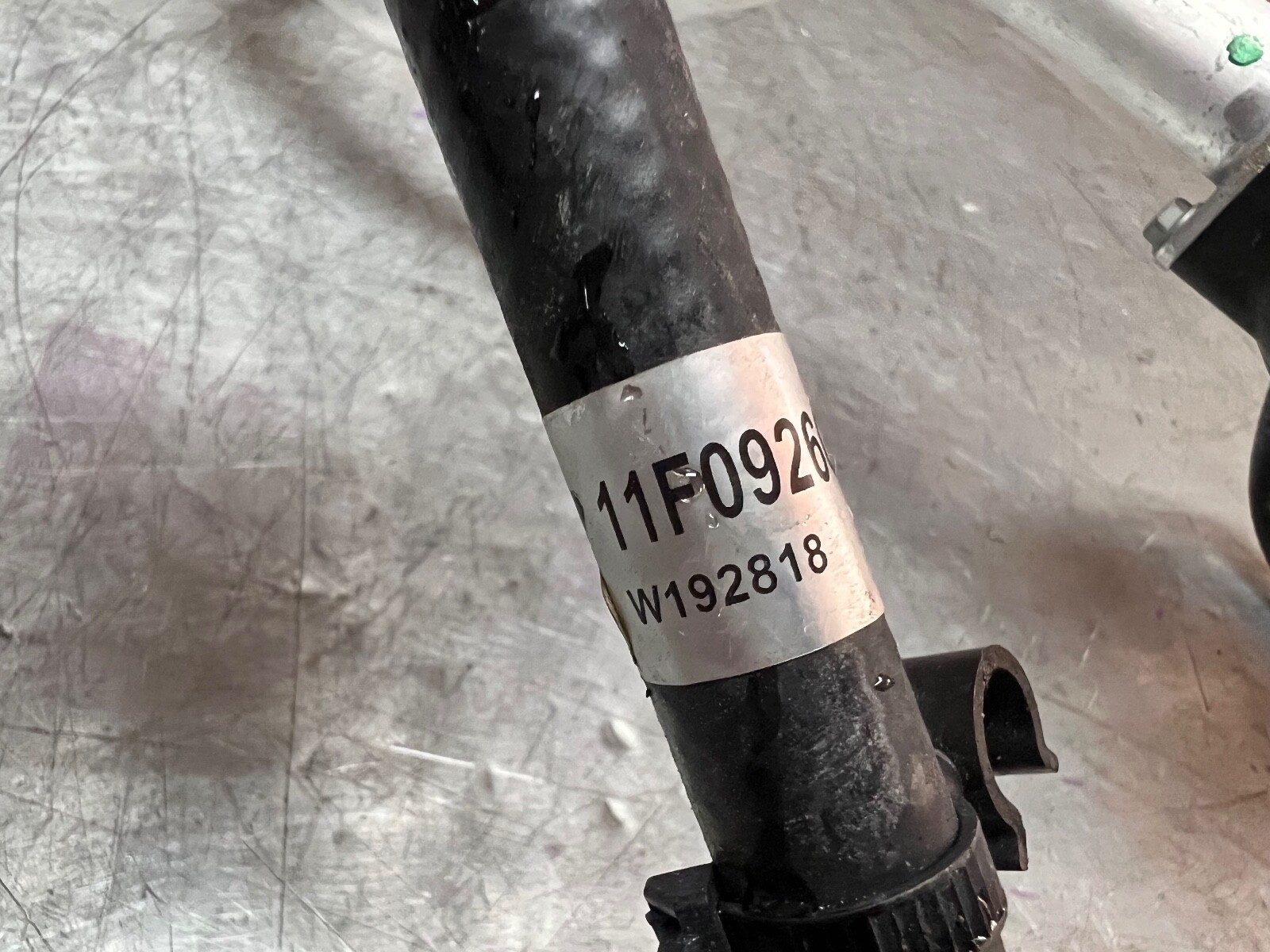 15-17 MCLAREN 650S OIL TANK FILLER NECK TUBE HOSE PIPE DUCT 11F1601SP OEM