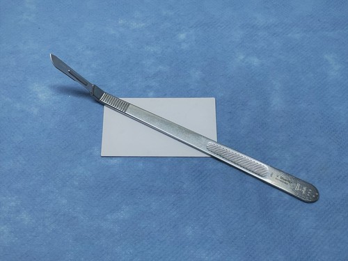 V. Mueller SU1403-003 Surgical Knife Handle, 3L, Angled, 8.4", Germany