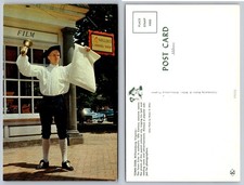 Williamsburg VA Town Crier Bell Miller's Camera Shop Vintage Postcard