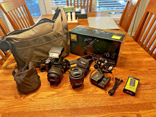 Starter Kit: Black Nikon D D3000 10.2MP Digital SLR Camera Flash Camera Bag