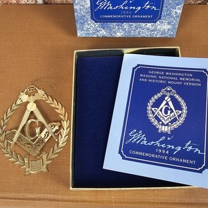 George Washington Masonic Memorial 1994 Ornament 24K Gold Finish Boxed