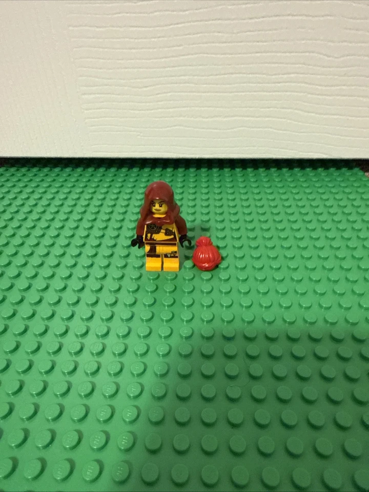 Lego SKYLOR Elemental Masters Ninjago minifigure Battle Pack 853687 red hair RH8 - Image 3 of 4