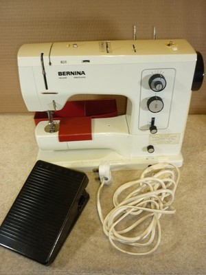 Bernina Record 830 Elektronische Nähmaschine mit Koffer Fußpedal