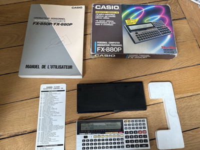Vintage Casio FX-880P programmierbarer BASIC Taschenrechner Taschencomputer Box Handbuch