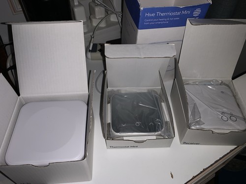 Hive Thermostat Mini - Heating & Hot Water - Picture 4 of 9