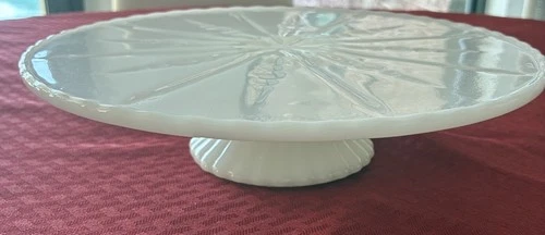 Vintage Milk Glass Starburst 10" Round Pedestal Cake Stand