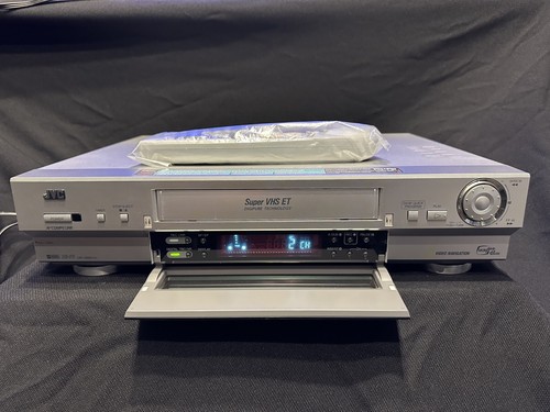 JVC HR-S9911U Super S-VHS SVHS HI-FI VCR - Low hours, Excellent CLEAN condition! - Bild 9 von 9