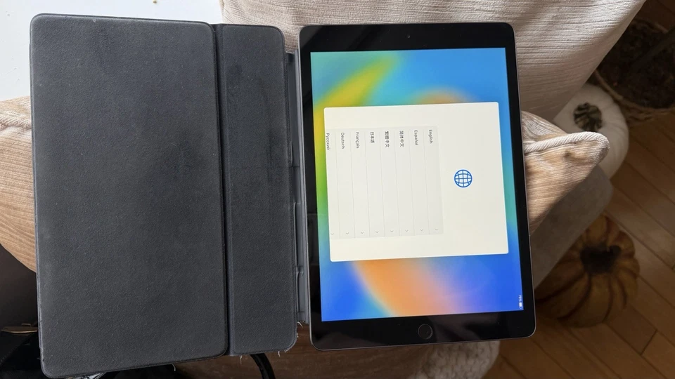 iPad 10ª Generación 2022 Con Teclado Touchpad Funda 10.9" Gris Espacial Foto 2 de 4