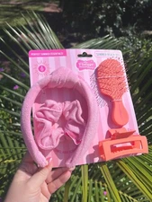 The Vintage Cosmetics Company Summer Beach Set