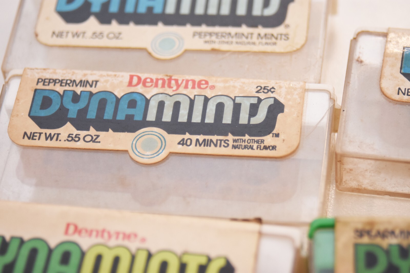 Lot of 6 Vintage Dentyne DYNAMINTS Container Boxes Green Red Blue 1970 ...