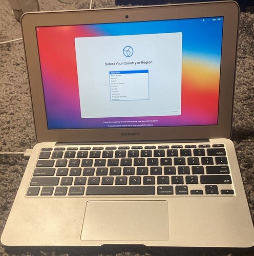 Apple MacBook Air 11,6" computer portatile | Core i5 1,4 GHz | 4 GB RAM | 256 GB SSD | pulito - Foto 2 di 4