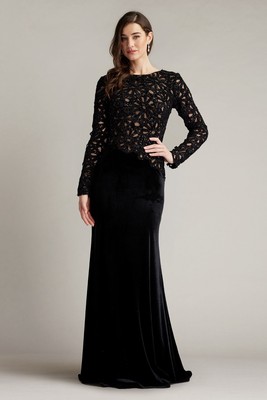 New TADASHI SHOJI Sinnott Chenille Embroidered Gown in BLack/Nude Size 14 $478