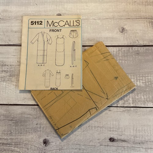 McCalls 5112 Sewing Pattern Sleepwear Robe Lingerie Nightgown Miss Size XS UNCUT - Picture 3 of 3