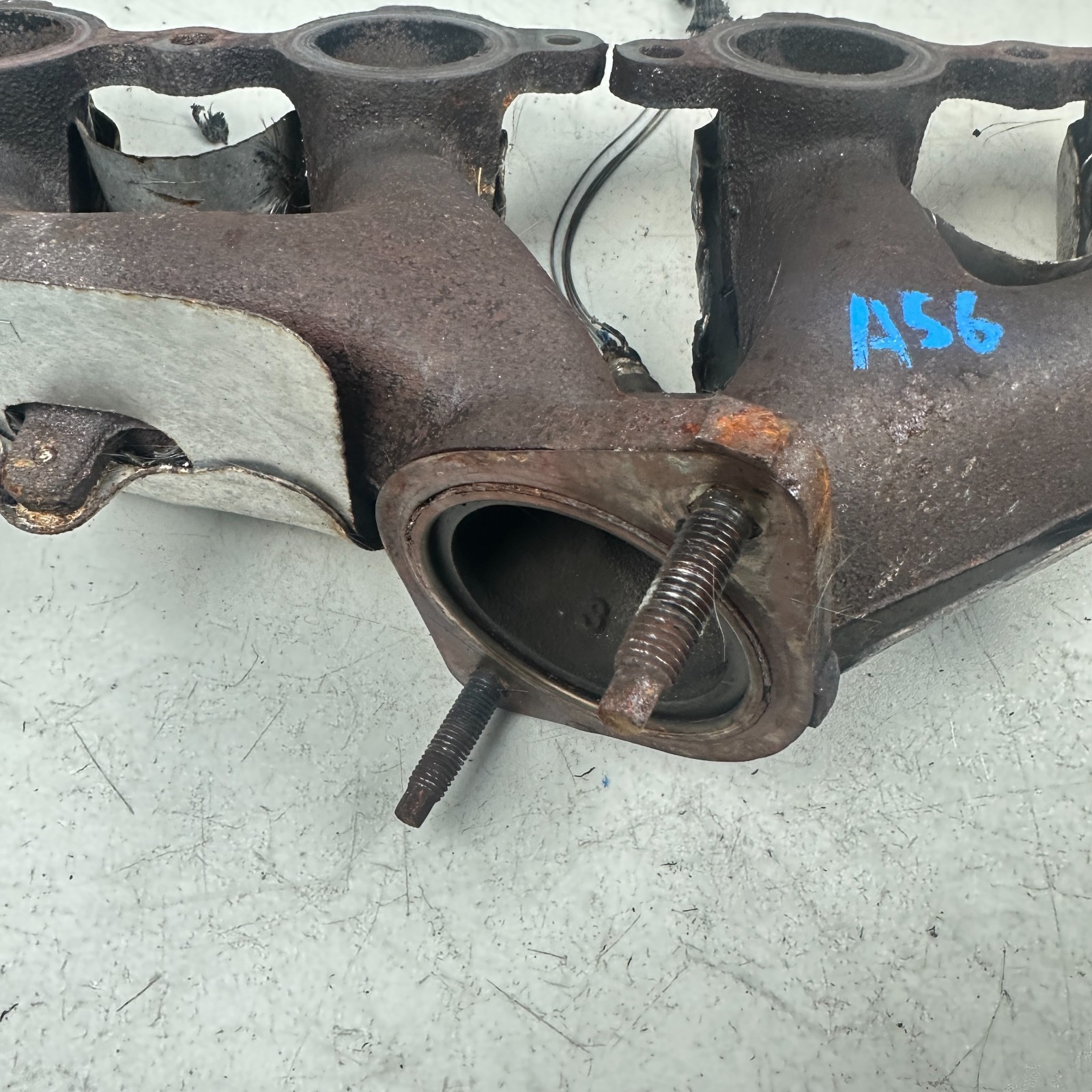 05-13 CHEVROLET CORVETTE LEFT DRIVER SIDE ENGINE MOTOR EXHAUST MANIFOLD ASSY OEM