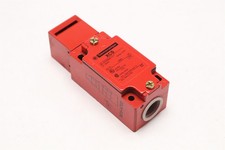 TELEMECANIQUE SAFETY INTERLOCK SWITCH XCS-A70...