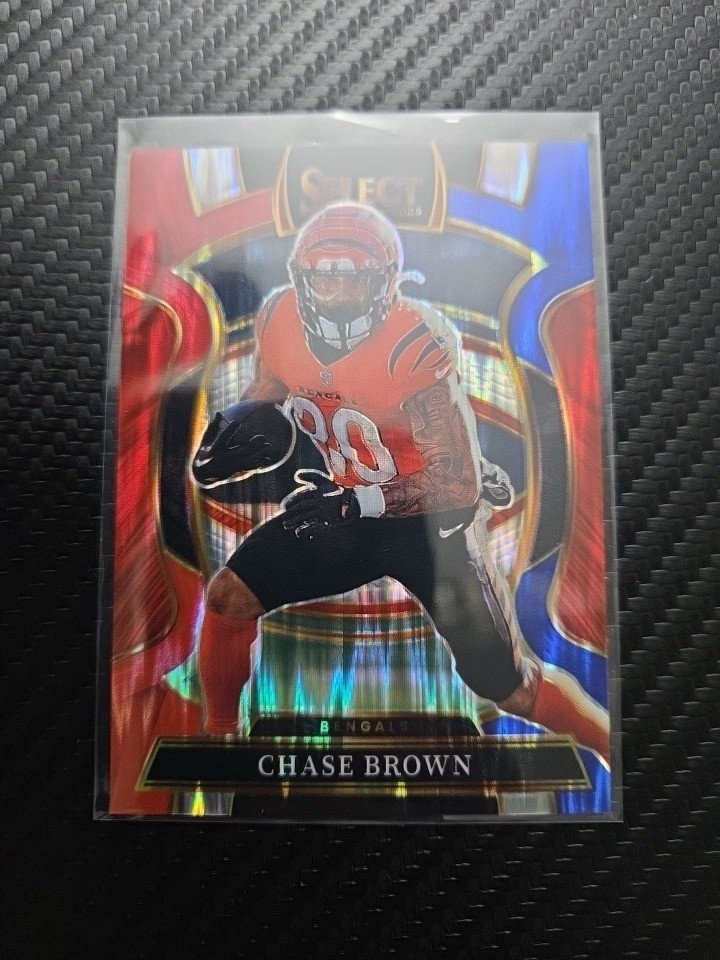 Chase Brown ~ 2025 Select Tricolor Prizm ~ Cincinnati Bengals 