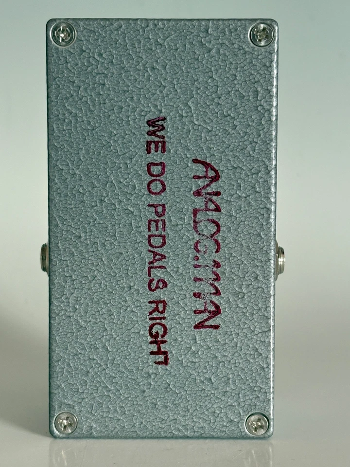 Analogman Beano Boost Pedal Mint with Box and Paperwork - Image 3 of 4