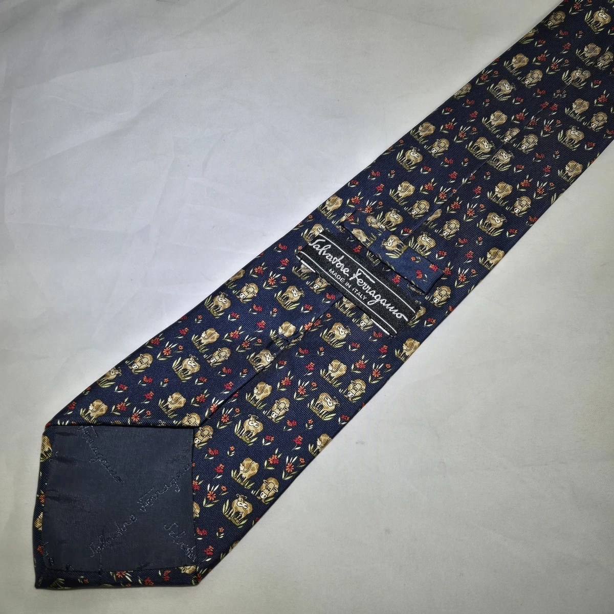 Salvatore Ferragamo Silk Tie Animal Cows Flower Field Italy Designer Auth Bulls