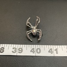 Spider Lapel Pin Fashion Brooch Silver Metal Spooky Creepy New