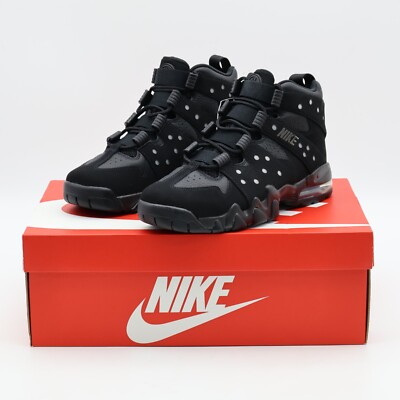 Nike 1992年モデル 復刻版中綿スタジャン ブラック/マルチカラー Nike 1992年モデル 復刻版中綿スタジャン ブラック/マルチカラー