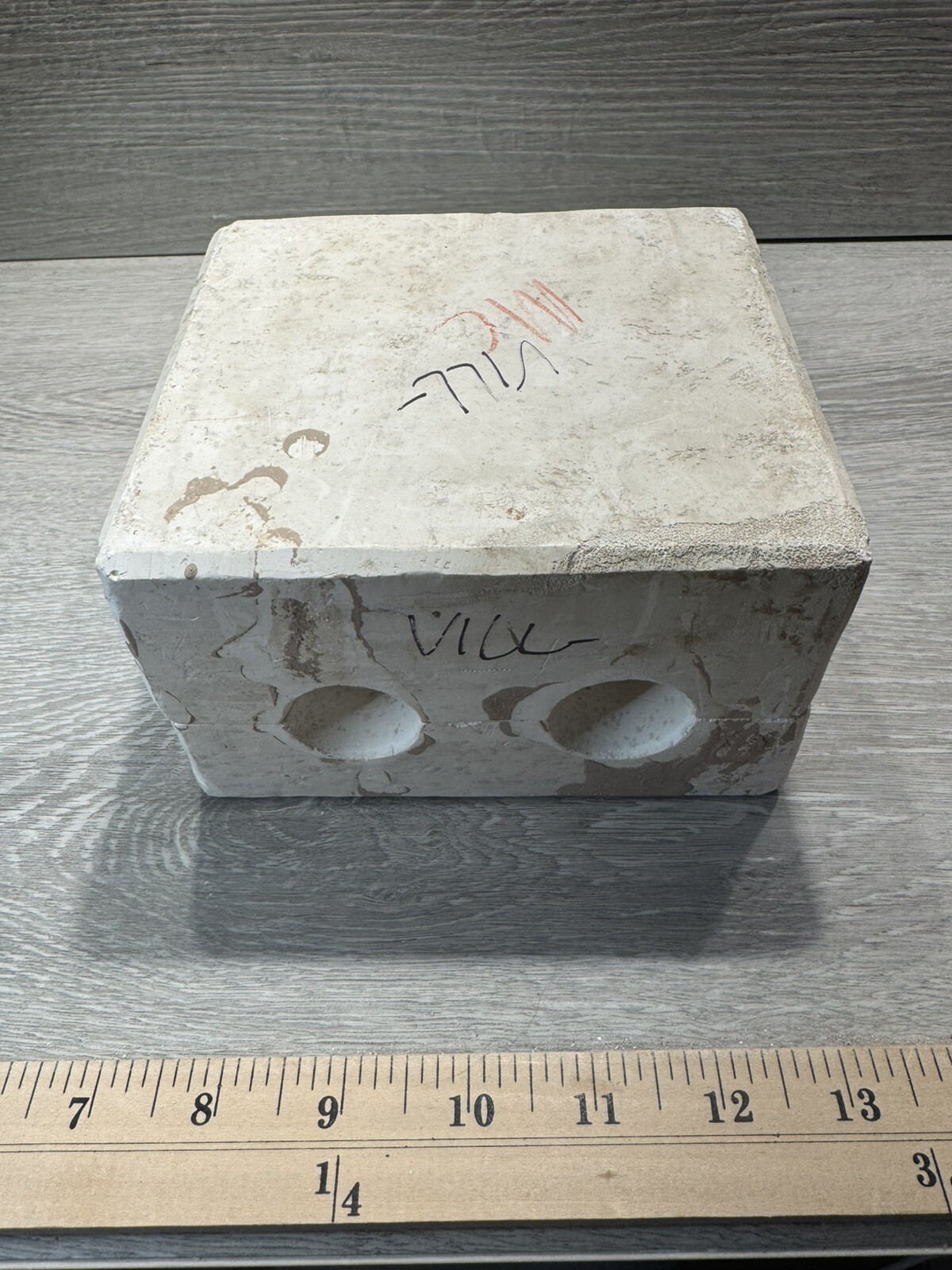 Foto 5 di 8