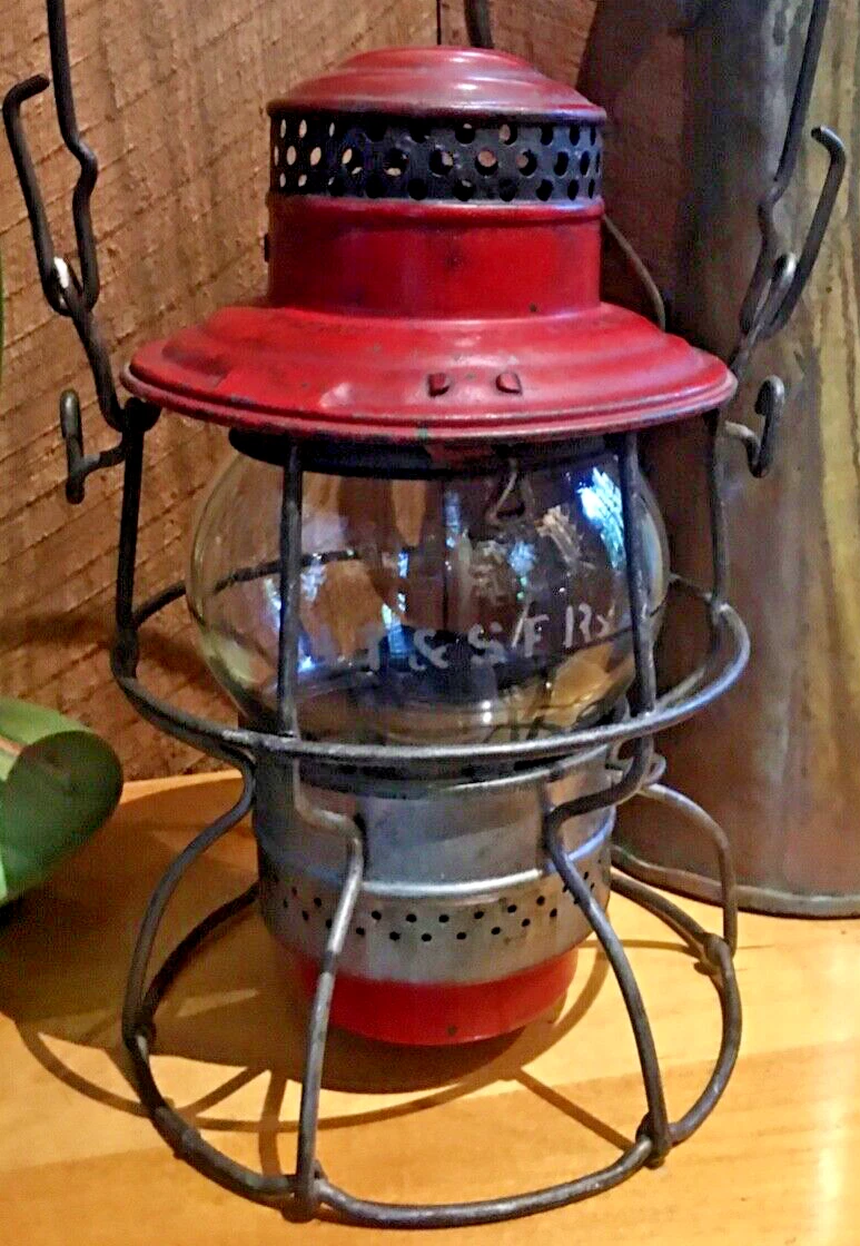Adams & Westlake Co. Adlake Kero 400 AT&SF Railroad Lantern Etched Globe