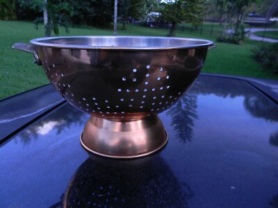 COLANDER/STRAINER 6 '' DEEP AND 9'' ACROSS DOT  PATTERN  COPPER ATTACHED STAND