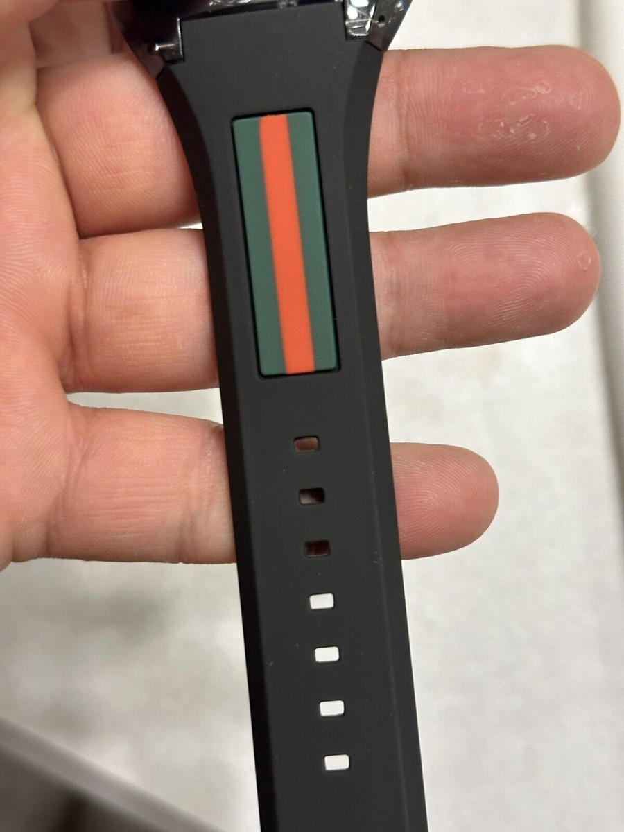 ★大人気★GUCCI Gucci Sync XXL Black Rubber Unisex YA137101 Gucci SYNC XXL Red Rubber Strap 46mm Unisex Watch YA137103
