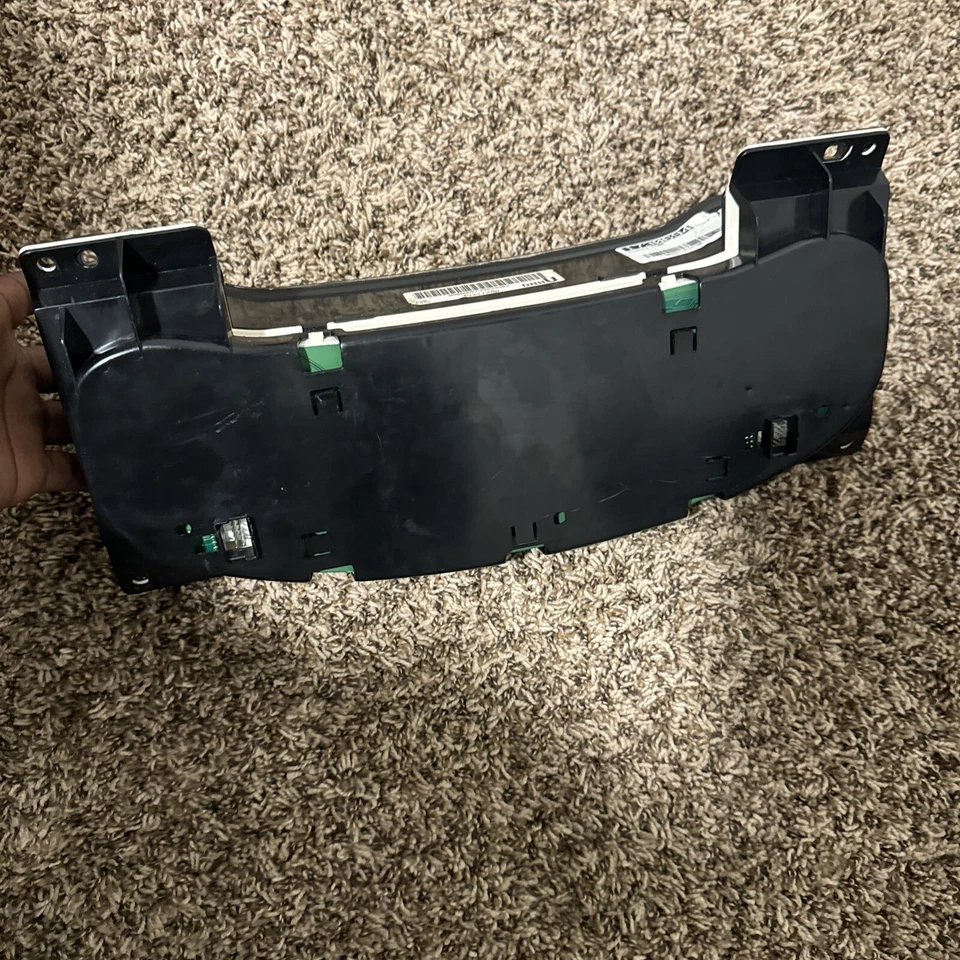 雪佛兰 VENTURE 二手仪器集群 P#10317700 DNHU 1730694 — 第 3/4 张图片