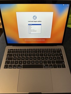 Apple MacBook Pro 13'' 2017, I5 2.3GHz, 8GB RAM, 128GB SSD, Space Grau