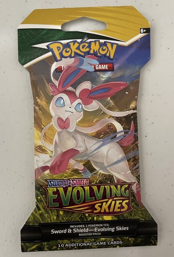 Pokémon TCG: Sword & Shield - Evolving Skies Sleeved Booster Pack