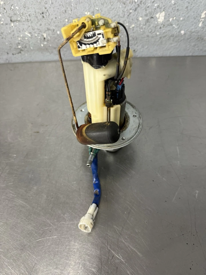 2006 - 2007 铃木 Gsxr 600 750 原始设备制造商燃油泵总成燃气汽油需要维修!! — 第 2/4 张图片