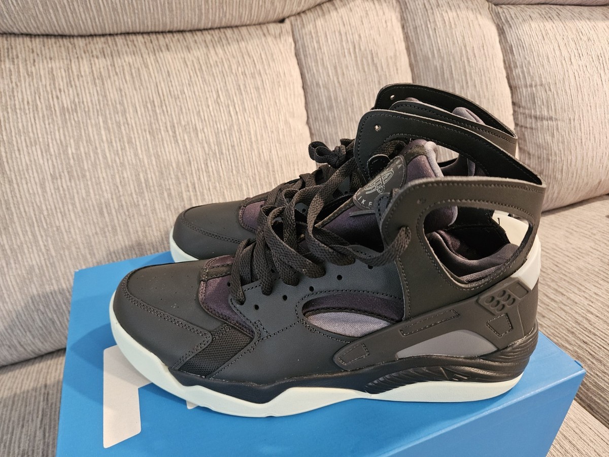 Nike Air Flight Huarache Mens Sz 10 Dark Smoke Barely Green
