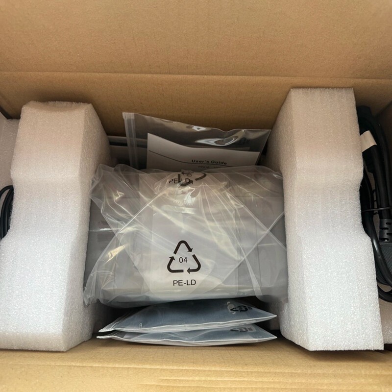 New in box For Siglent SDS824X HD 200MHz 4 channels 2GSa/s 12-bit Oscilloscope