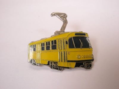 German Halle Tatra T4 Car #1969 Tram Train Rail Transit Vintage Lapel Pin a21