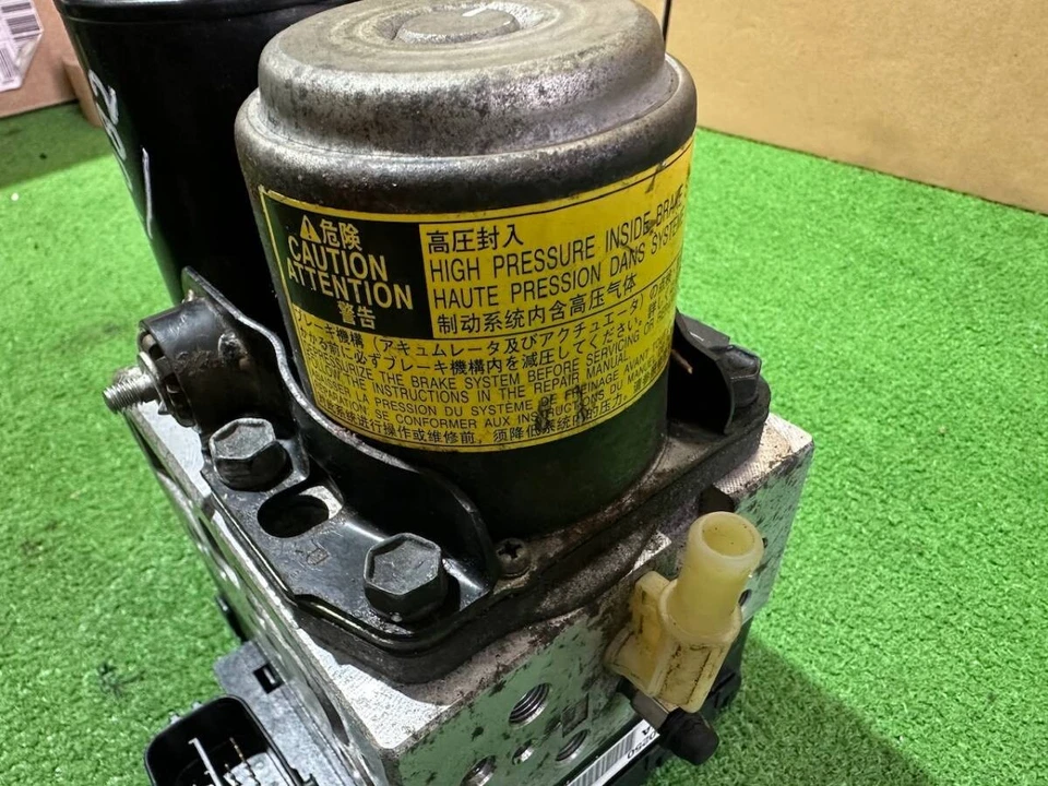 Actuador de freno híbrido ABS Toyota Crown 44510-30250 OEM GWS204 URS206 AHR20 Foto 2 de 4