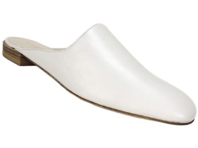 stuart weitzman flat mules