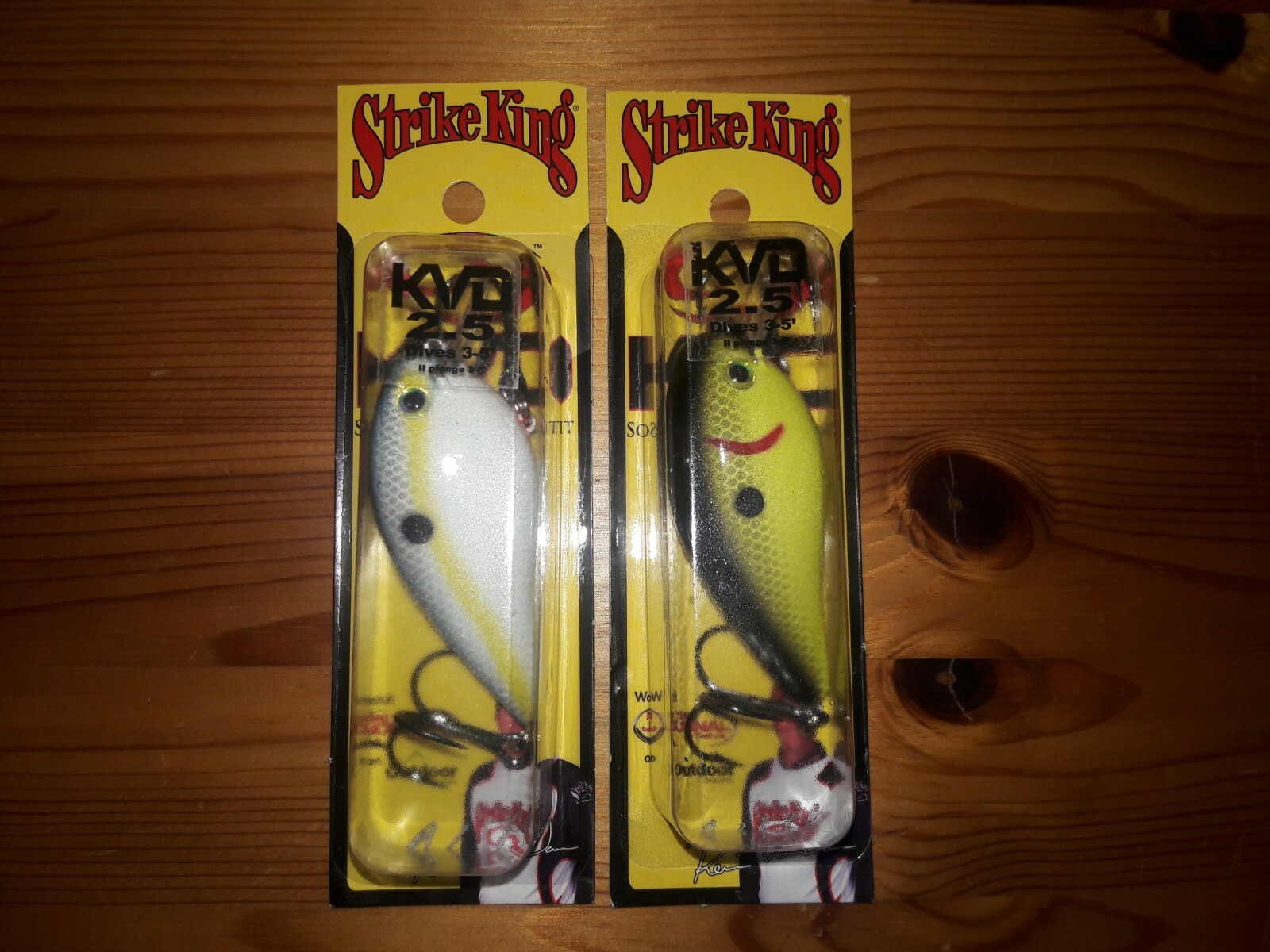 (2) Воблер Strike King KVD 2.5 Square Bill - Black Back Chart - Sexy Shad с квадратным клювом