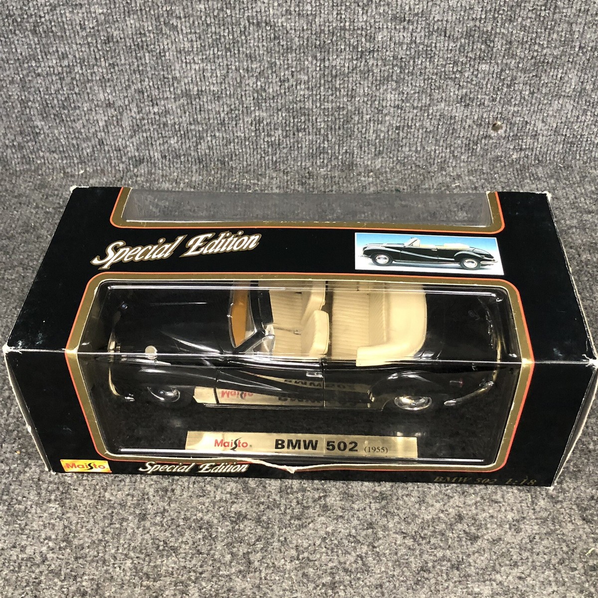 Maisto 1955 BMW 502 Special Edition Highly Detailed 1:18 Scale