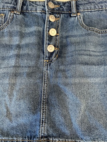 Lg (10-12) Girls Mini Denim Skirt Buttons Adjustable Waist Wonder Nation - Picture 2 of 7