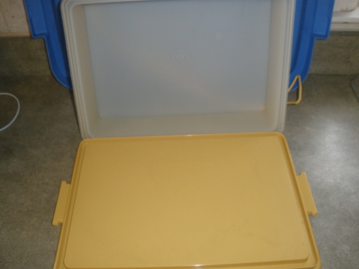 Tupperware 622, 623, 624 Cake Taker Carrier Harvest Gold 11