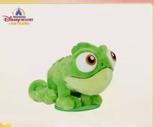 Authentic Disney Parks Pascal Tangled Shoulder Pal Plush Doll Disneyland 2024