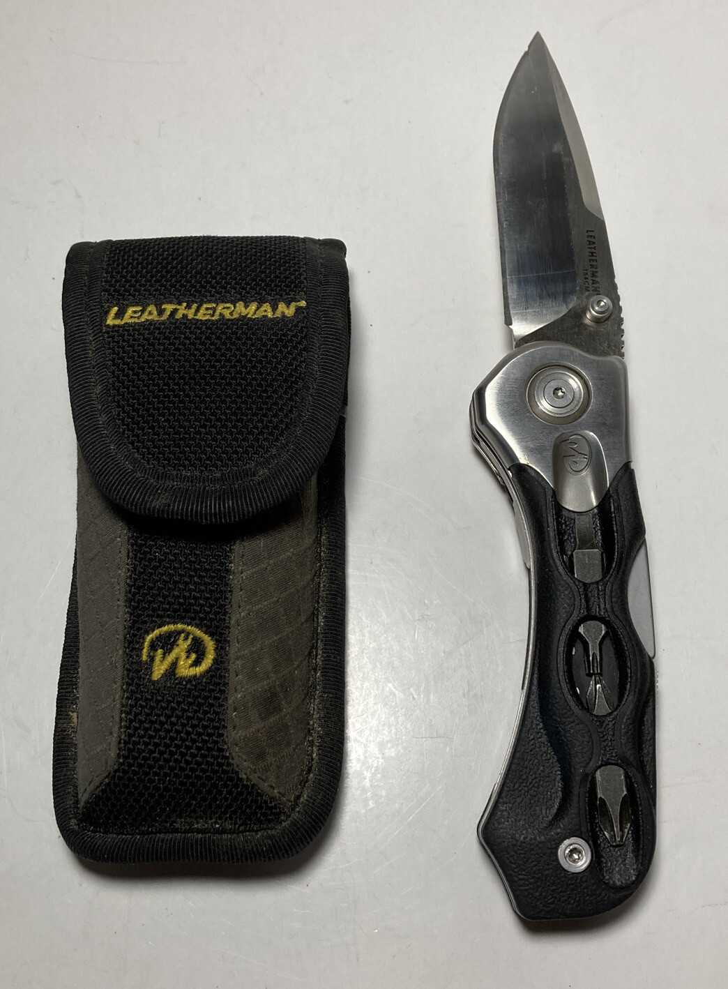 Leatherman K502x Retired Multi Tool with Locking Blade Bits Driver and Carabiner