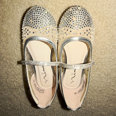 Worn once inside home. Nina Girls Silver Rhinestone Mary Jane Dress Shoes US 11