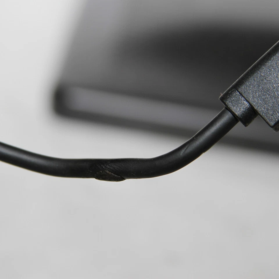 Computadora táctil todo en uno Elo de 15 pulgadas ESY15i3 probada funcionando sin sistema operativo sin disco duro Foto 4 de 4